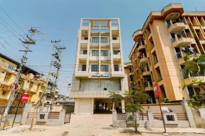 Aditya Residency Gauháti Kültér fotó